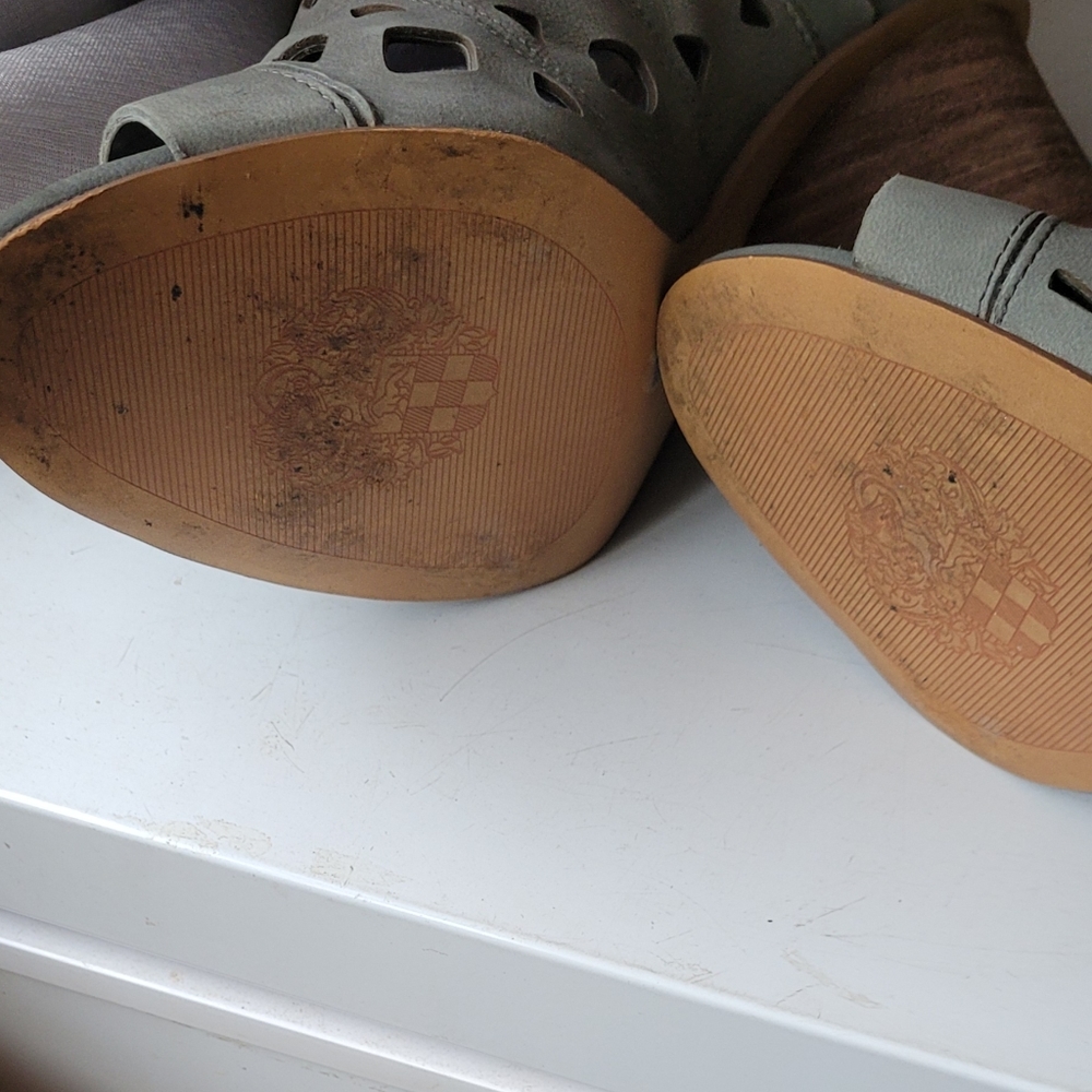 Vince Camuto Cutout Nubuck Heeled Sandals-Deverly - Picture 7 of 7